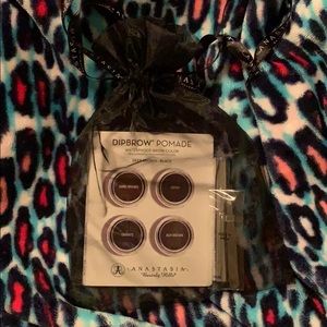 Anastasia Beverly Hills Makeup - Anastasia Beverly Hills Dipbrow Pomade Sample Kit Anastasia Beverly Hills Makeup - Anastasia Beverly Hills Dipbrow Pomade Sample Kit